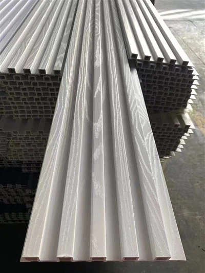 PVC Ahşap WPC Duvar Panelleri Kurulu